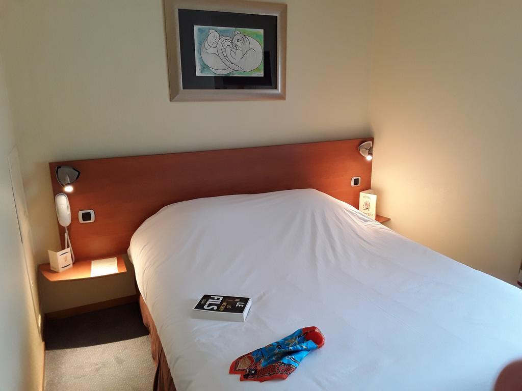 In Situ Hotel Valenciennes Esterno foto